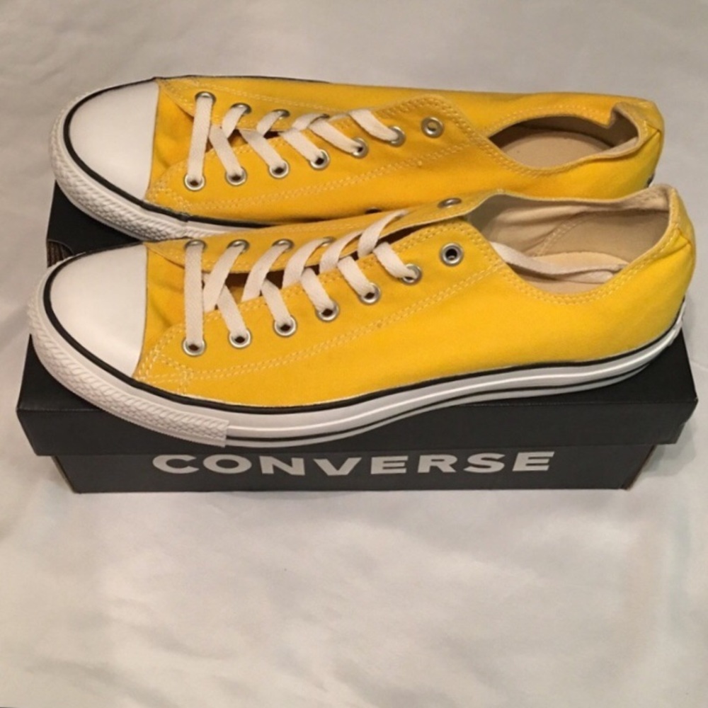 🛑SOLD🛑Converse All Star - Picture 2 of 8